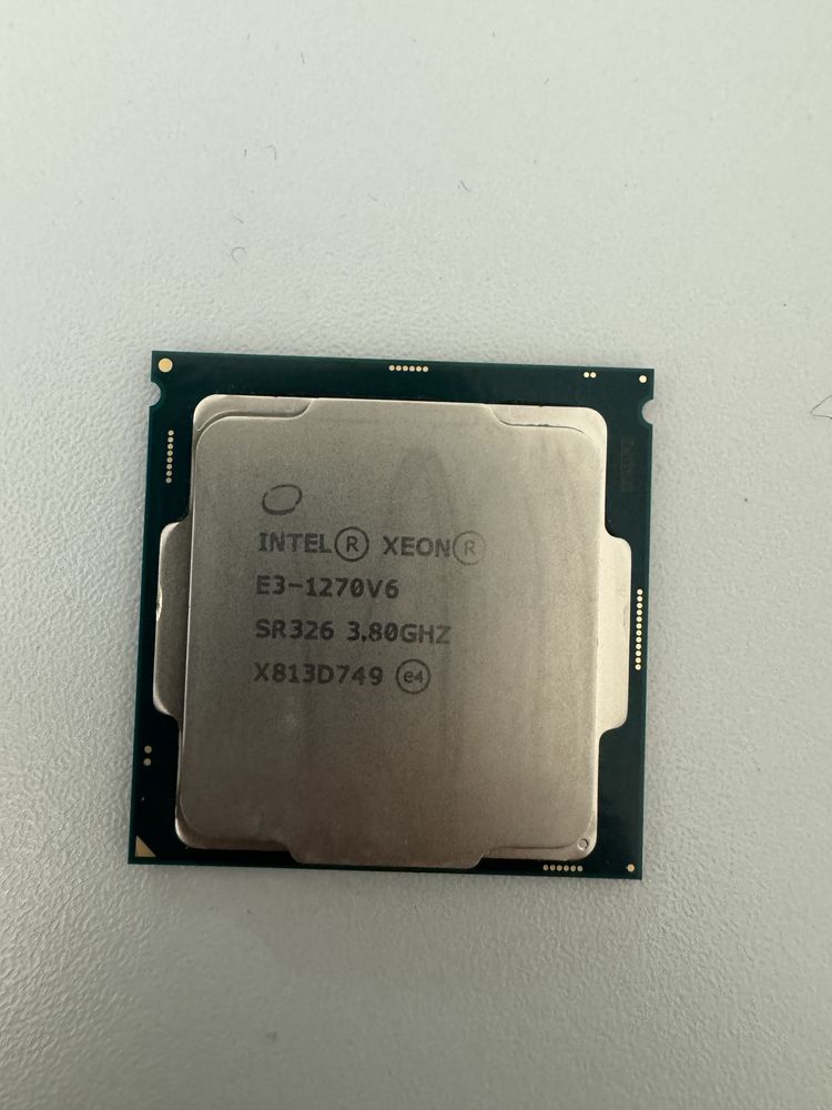 Процесор Intel Xeon E3-1270v6 SR326 сокет LGA1151