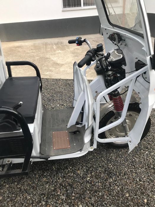 Triciclu electric