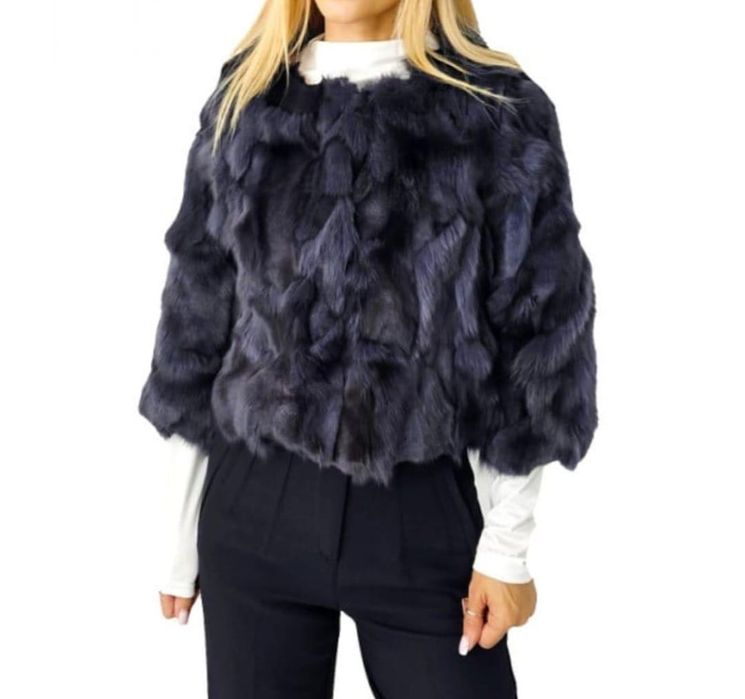 Blana naturala vulpe model 2025