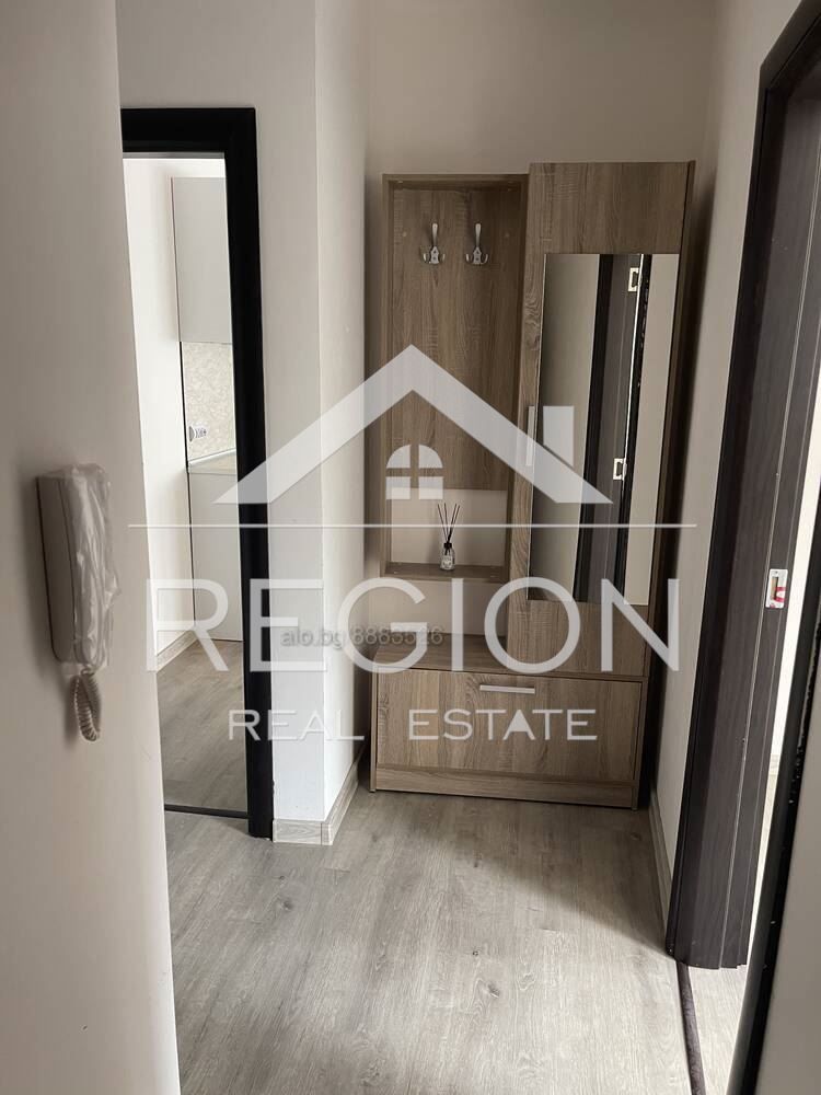 Дава се под наем Двустаен апартамент в Пловдив, Център - 67 кв.м за 650 € - Снимка #8