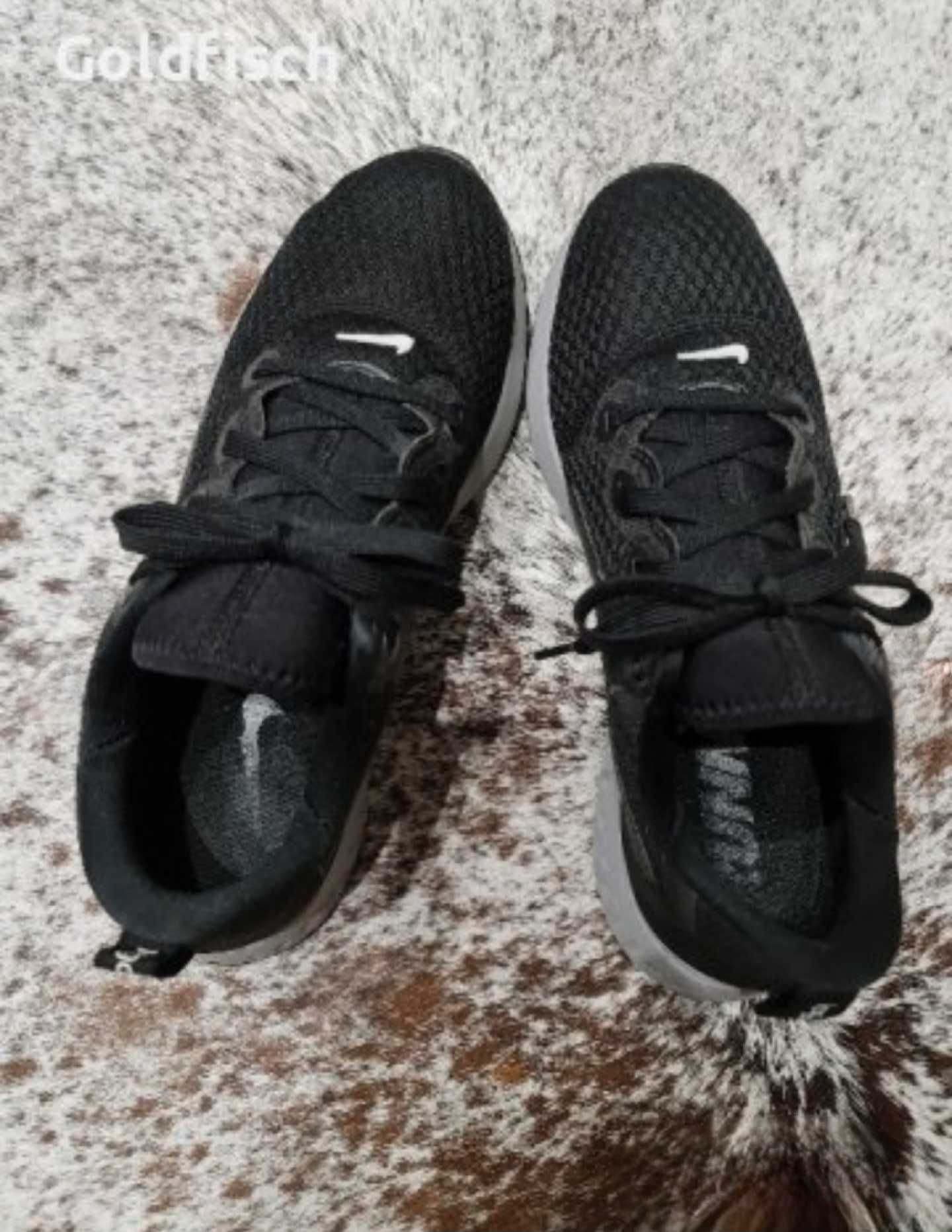 Маратонки Nike Rebel LEGEND React
