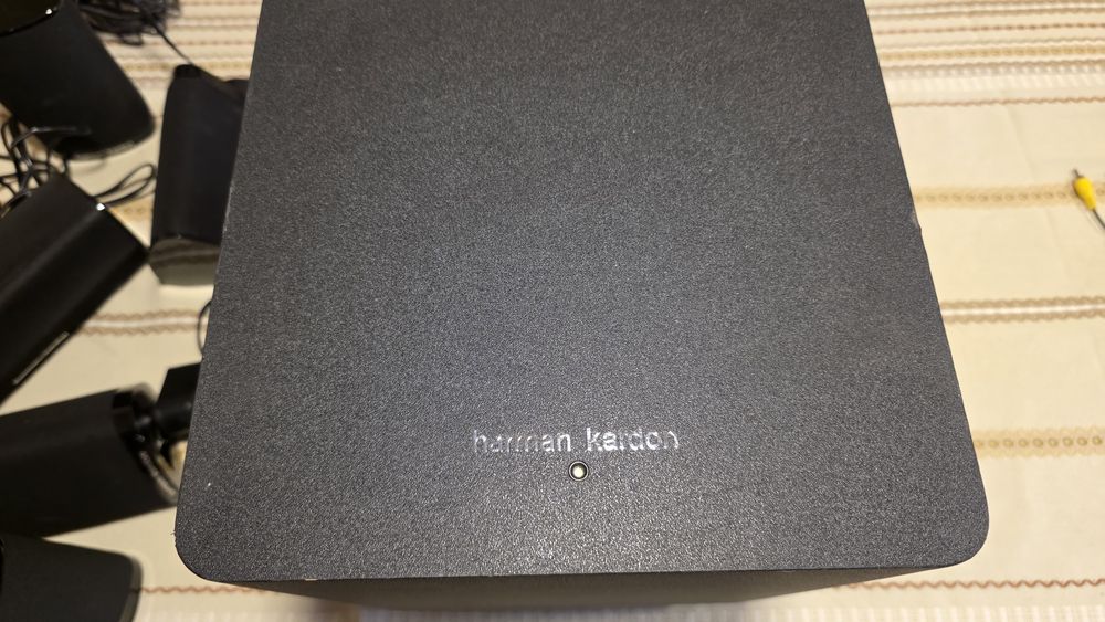 Колонки и суббуфер Harmon Kardon