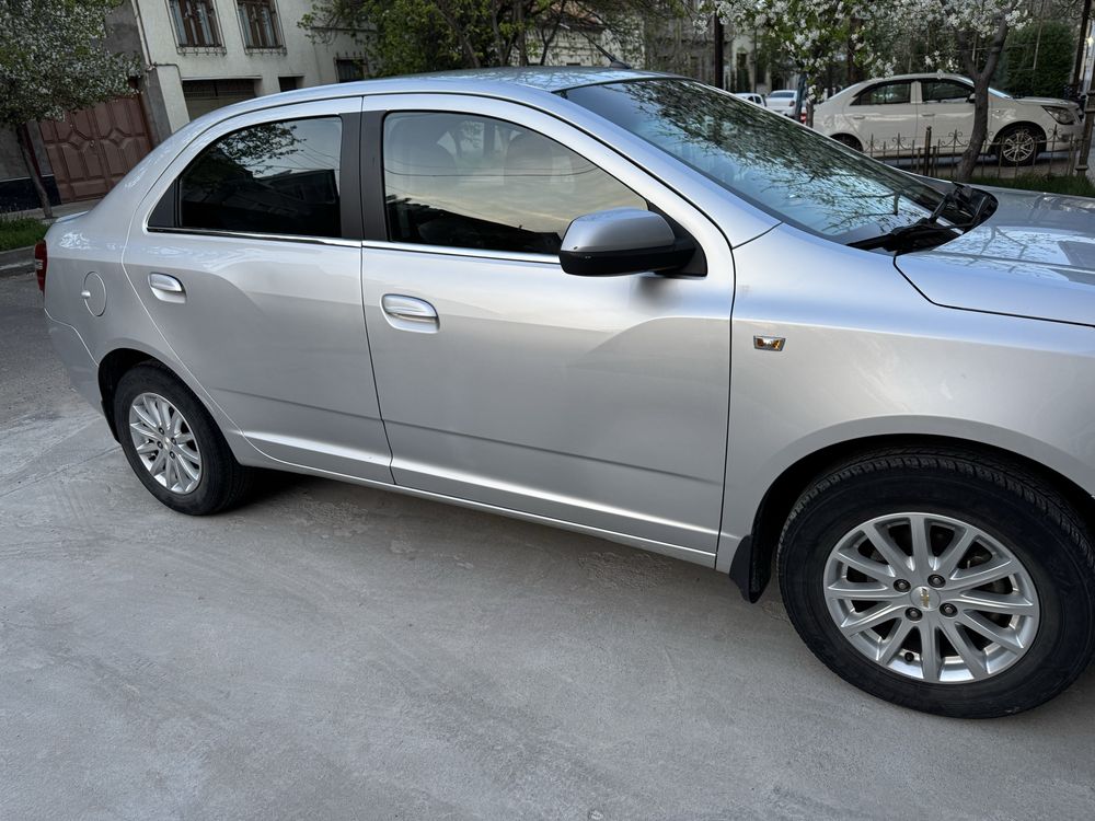 Chevrolet Cobalt Серый, 4 евро позиция 2014 г.