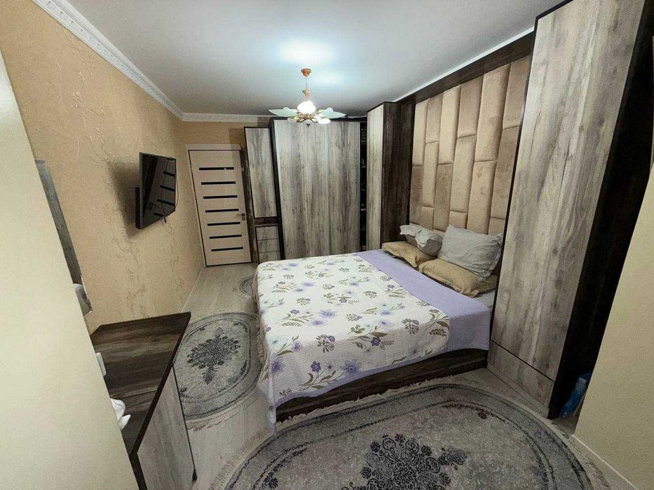 Продаётся 3х передел в 4х комн квартира на 1 этаже Ор-р Динамо