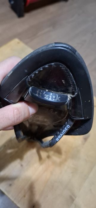 Sa Fizik Arione carbon