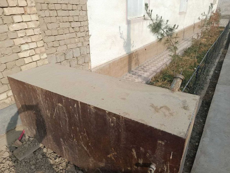 Емкость 1,7 тонна