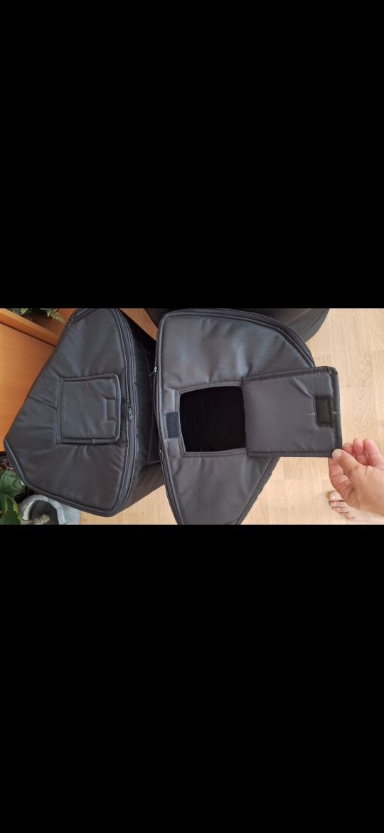 Huse pentru toate tipurile de boxe mixere..genți pt cabluri...etc!