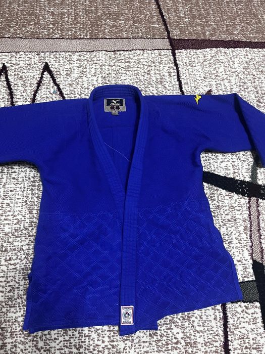 Кимоно дзюдо + пояс, оригинал (мизуно), новый
