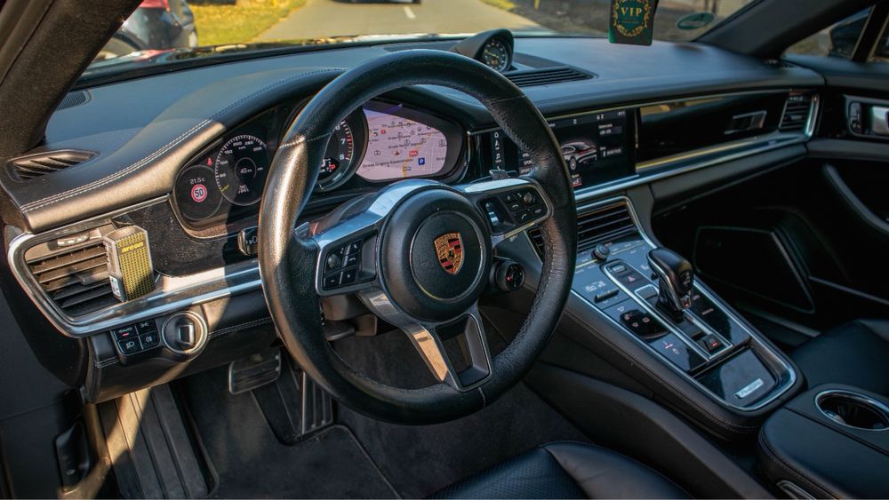 Porsche Panamera4 E-Hybrid
