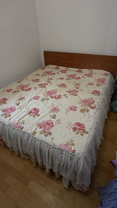 2 адамдық кровать сатылады. 15000. Атырау Нұрсая 107.