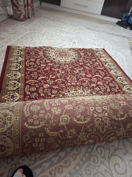 Ковры и дорожки в отличном качестве