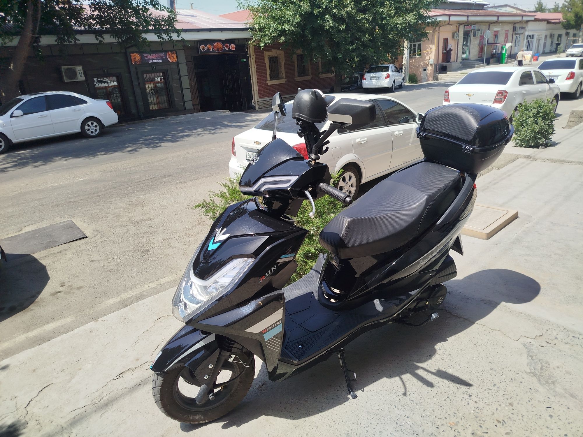 Skuter yaxshi sastayaniya 125 kub