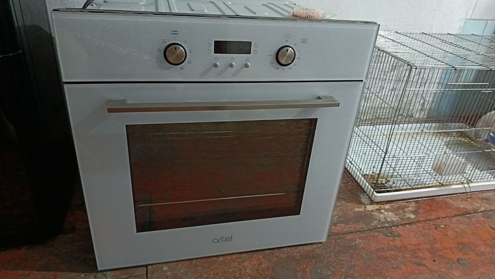 Продаётся, встраиваемый духовой шкаф артель