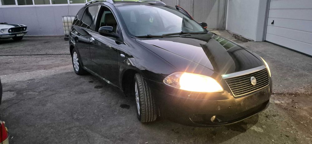 Полиране цялостно или частично полиране на автомобили