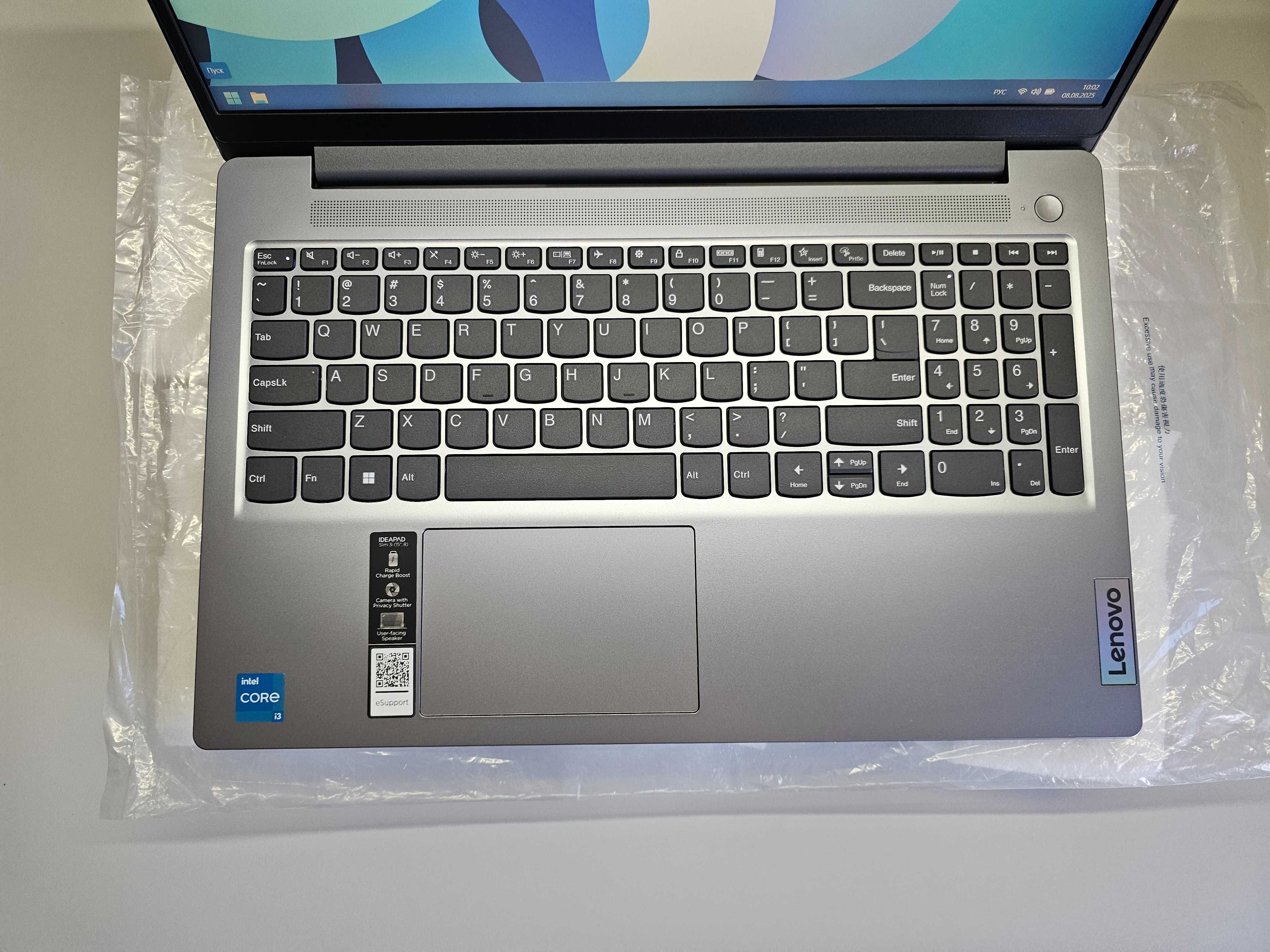 ПРОДАМ Lenovo Slim 3 Шустрый ноутбук Core™i3-1305U/8GB/256SSD/15.6"FHD
