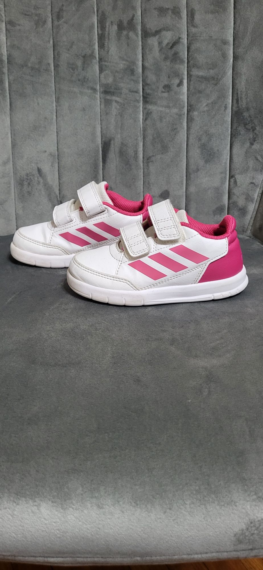 Кожени маратонки Adidas за момиче