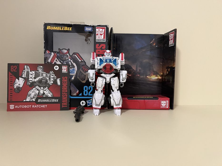 Ratchet Bee movie Studio Series оригинал