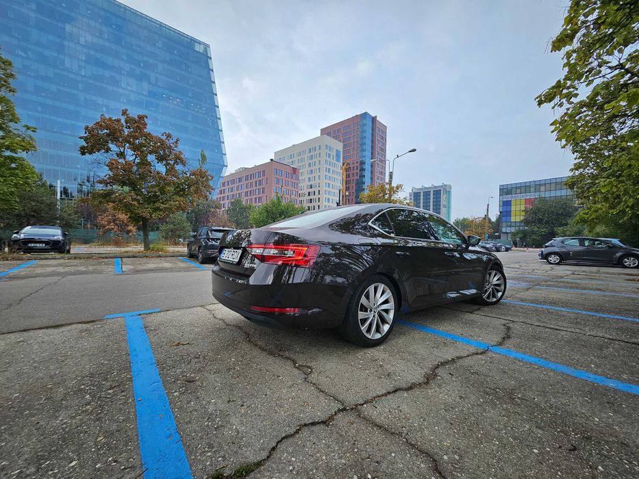 Škoda Superb 2.0 TDI DSG 190 CP