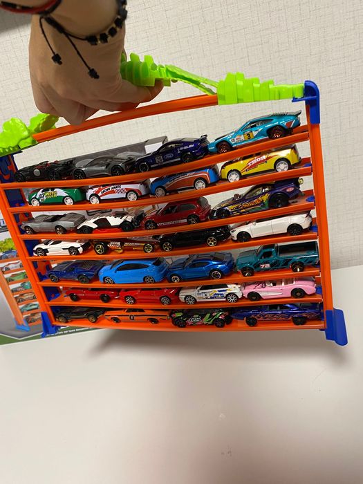 Детски 7-етажен паркинг гараж с 5 колички