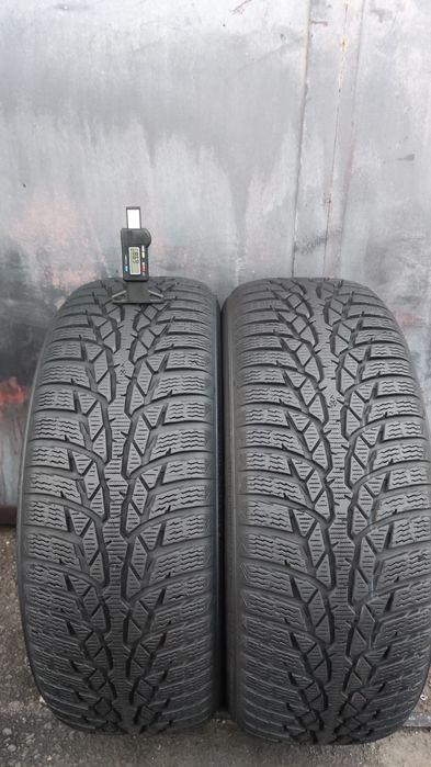 2бр. зимни гуми 205/55/16 Nokian WR D4 
dot4022
6.98мм
Много добро със