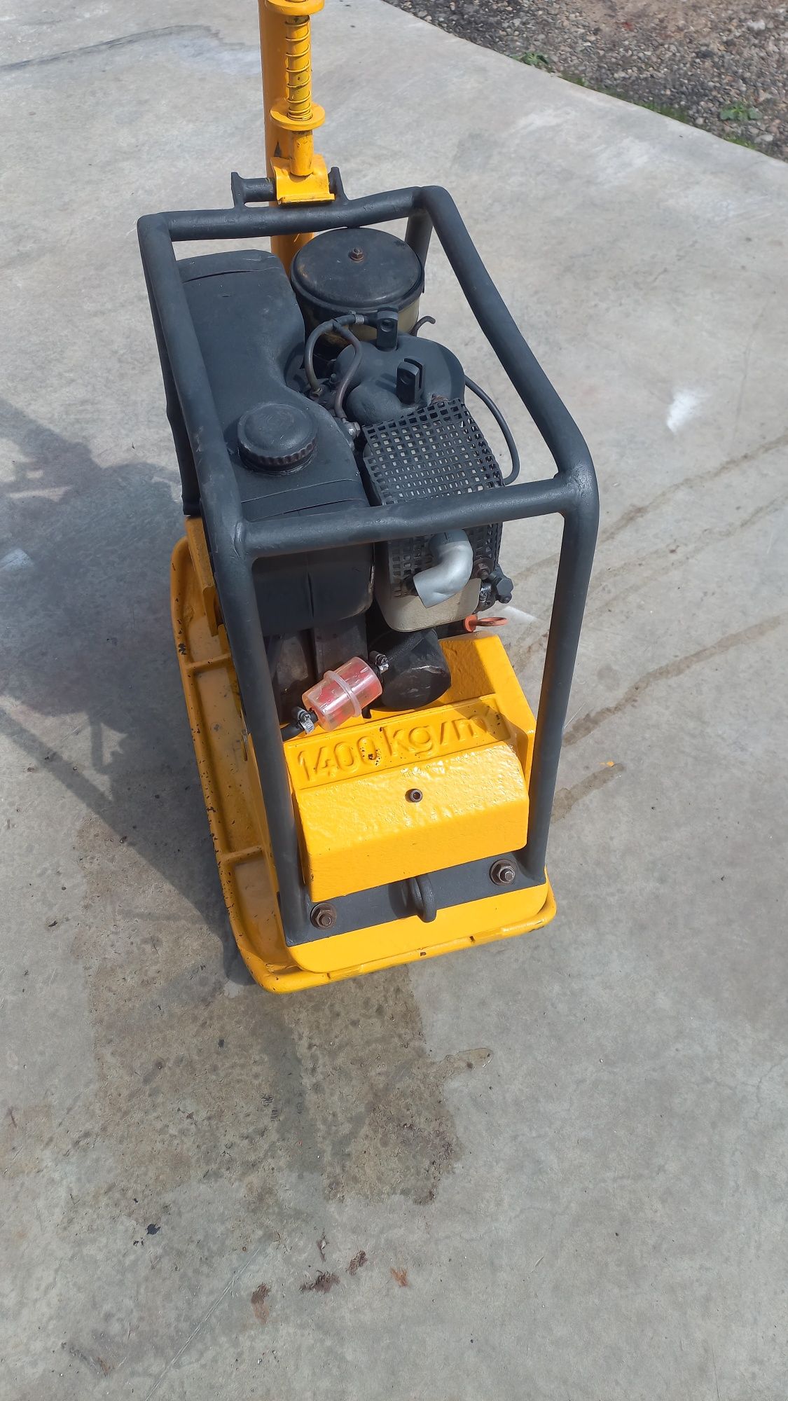 Placa compactoare Bomag motor Hatz 250 kg diesel