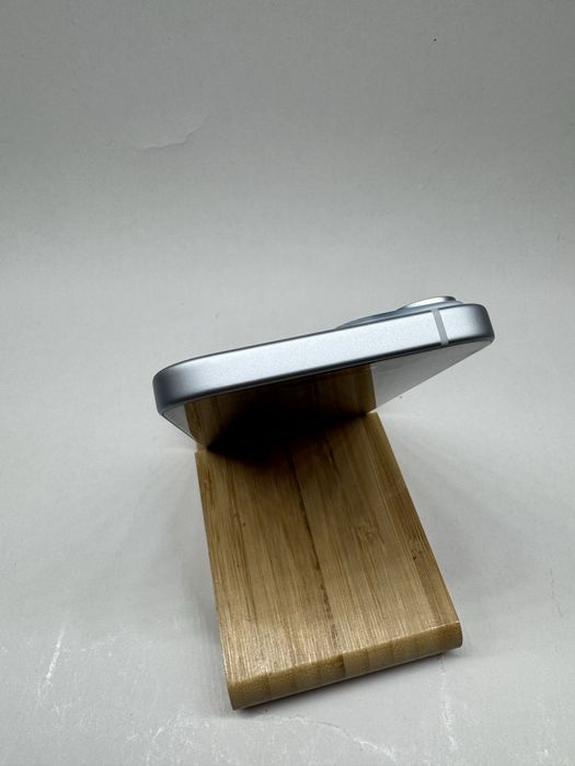 Apple iPhone 15 128Gb Blue 100% battery