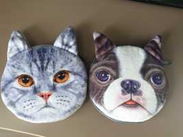 Две малки портмонета с котка и куче