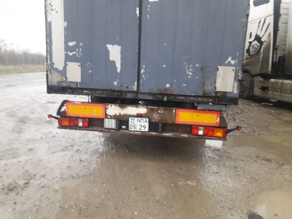 Грузовой с прицепом