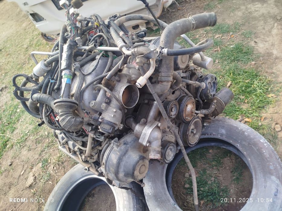 Продам матор кароьку раздатку карданы на 100крузак