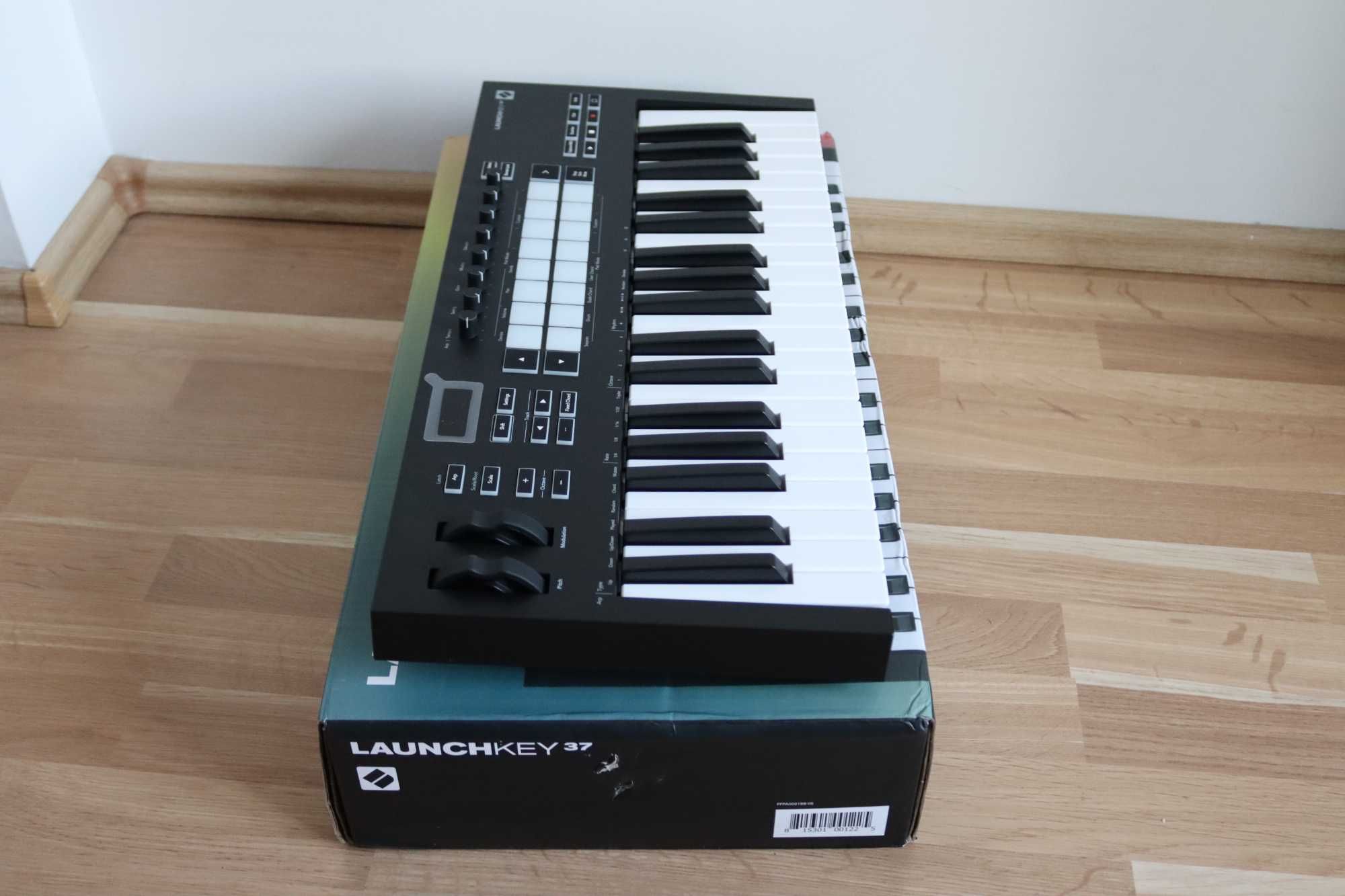 Controller Midi Novation Launchkey 37 MK3 ideal Ableton