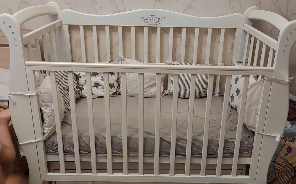 Манеж  детский б/у