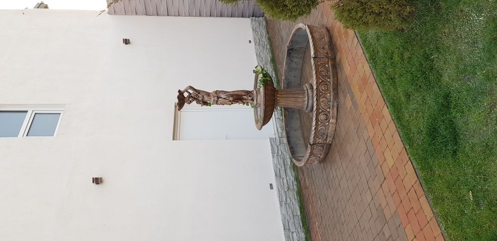 fantana arteziana.f25.fantani arteziene din beton,ornament gradiba