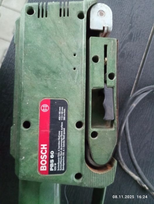 Șlefuitor cu banda Bosch