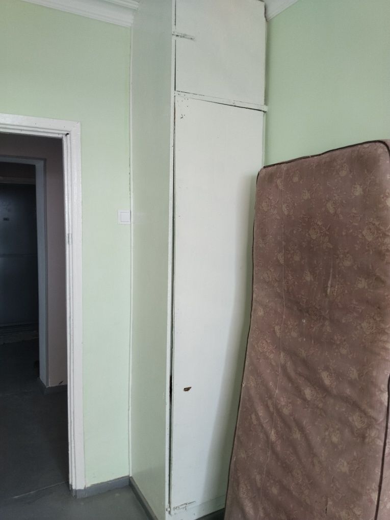 Продам 2 комнатную квартиру 2/5/5 Чиланзар или обменяю на 1 ком  .