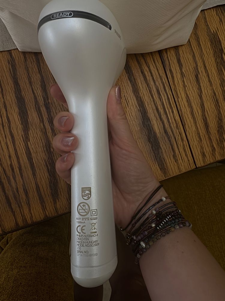 Фотоепилатор Philips Lumea IPL SC2009/00