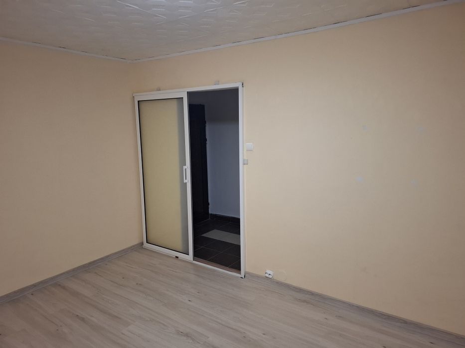 Apartament  cu o cameră  în Pitești , zona Mall