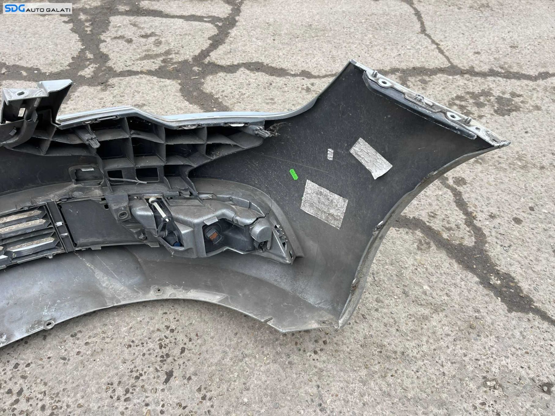 Bara Spoiler Fata cu Defect Fara Grile Skoda Superb 2 Facelift 2014 - 2015 Cod 3T08027221K [X2949]