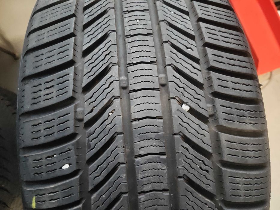 2бр. зимни гуми 245/45/18 Continental