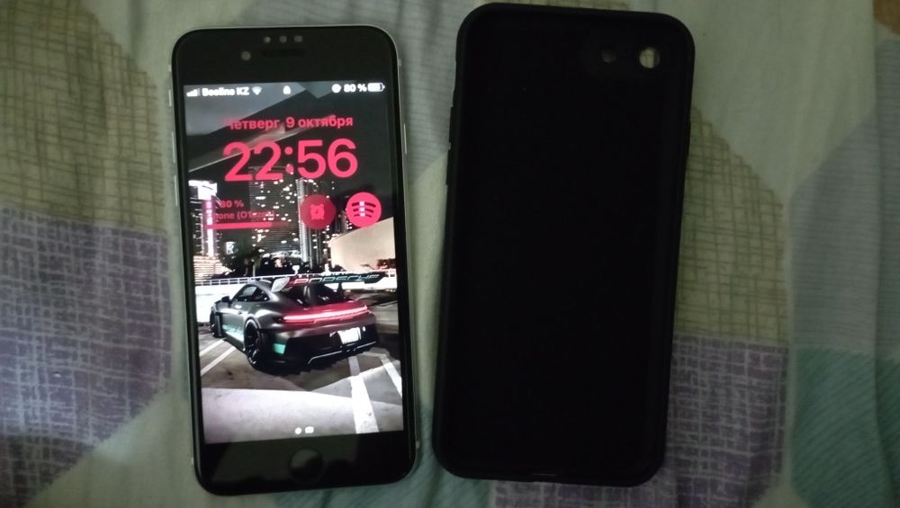 Iphone 8 продам в харошим сост