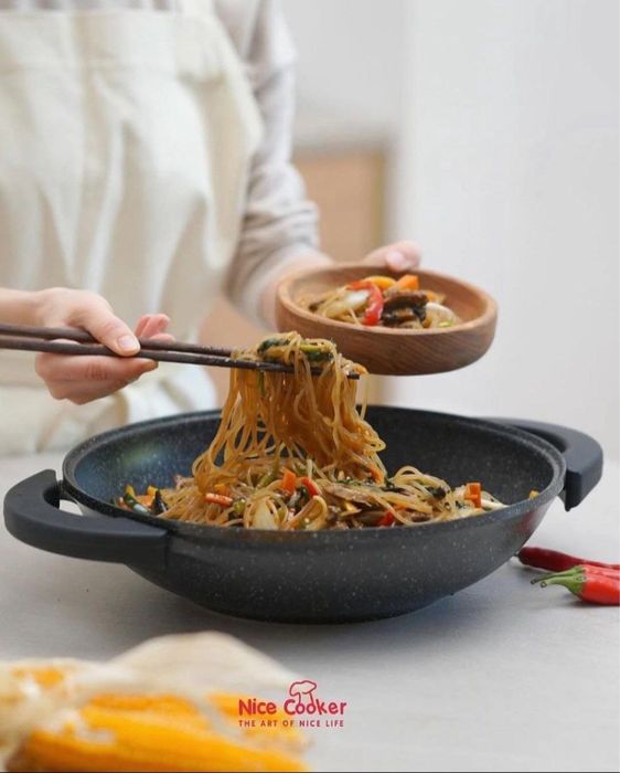 Wok kazan Nice Cooker germanyangi ishlatilinmagan ochilmagan karobkada