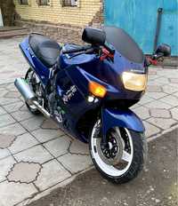 Продам Kawasaki ZZR400