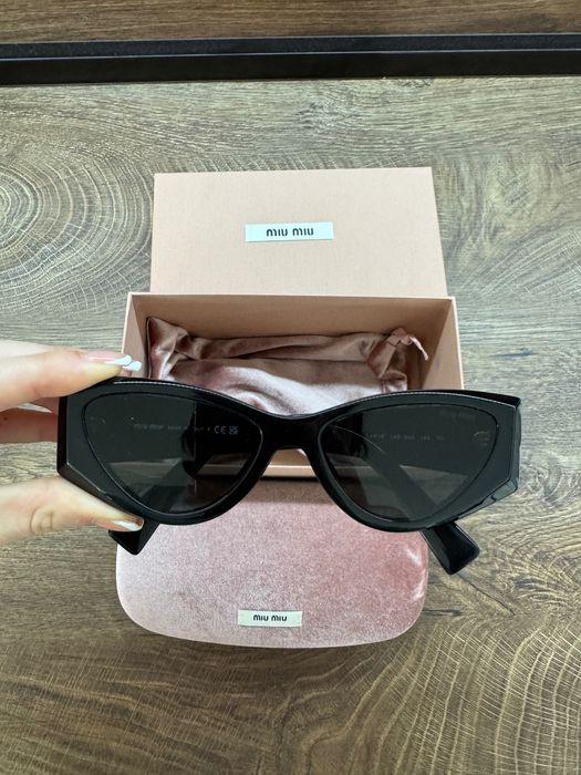 Слъчеви очила Miu Miu