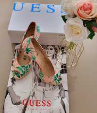 Обувки на цветя "Guess"
