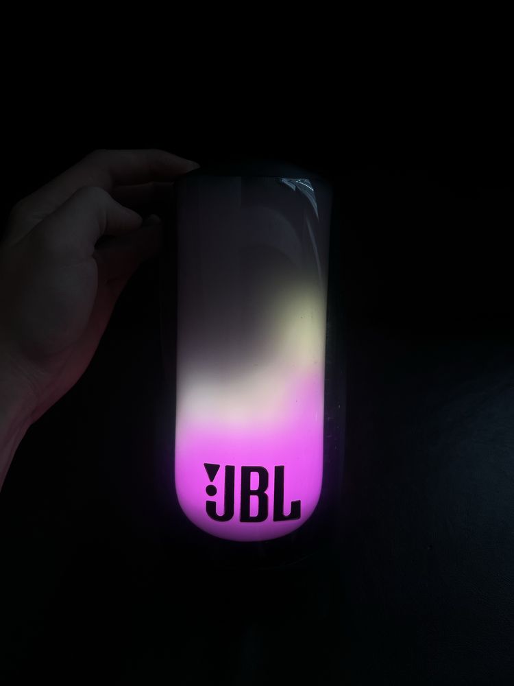 Продавам Jbl Pulse 5 в добро състояние!
