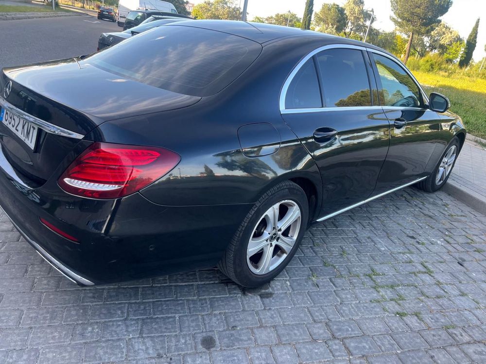 Продавам 17” джанти с гуми Pireli