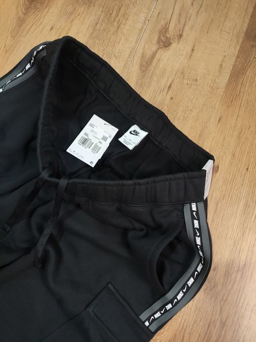 Pantaloni Nike Sportswear Cargo mărimea XXL
