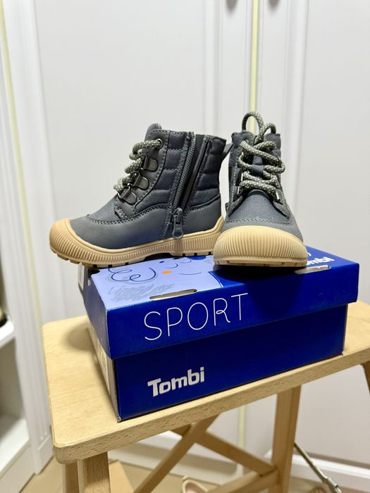 Стильные Новые ботиночки 21 размера