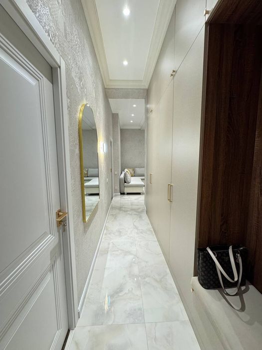 Продается 3х ком квартира, ЖК Узбегим, ор-р: Аэропорт, 72 м²