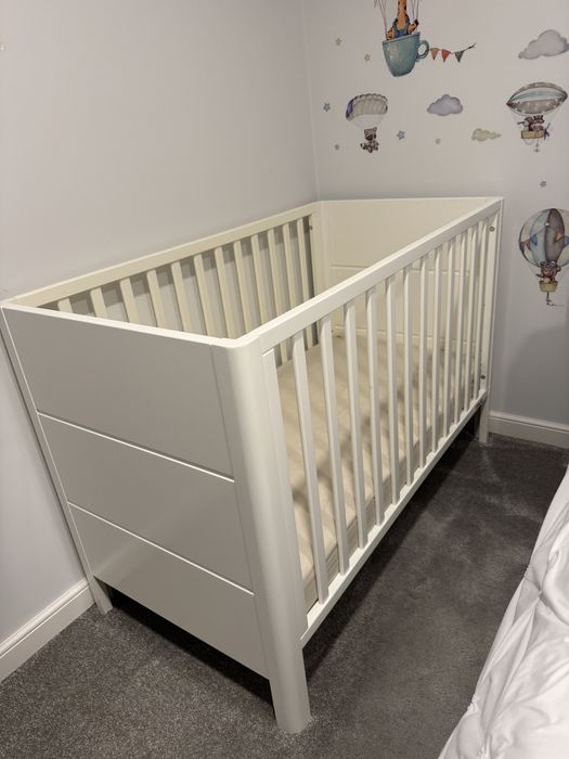 Patut bebe de vanzare