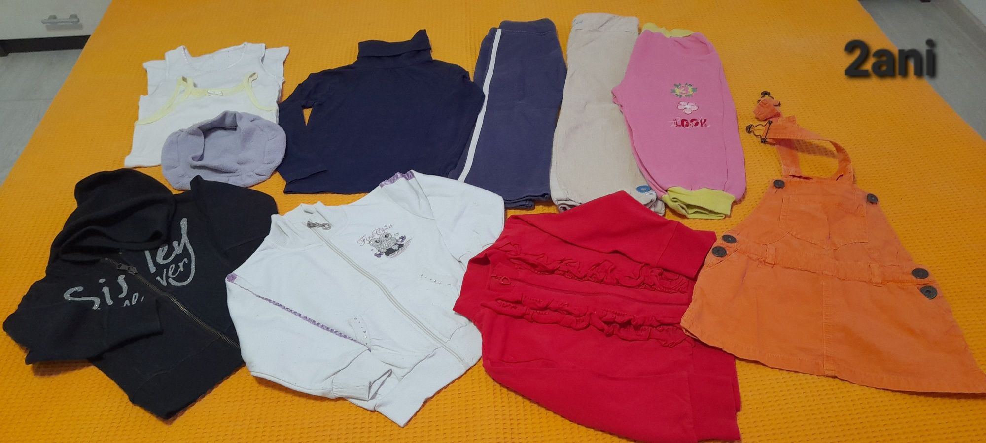 Lot hăinuțe fetita  rochite tricouri 1 an- 2 ani